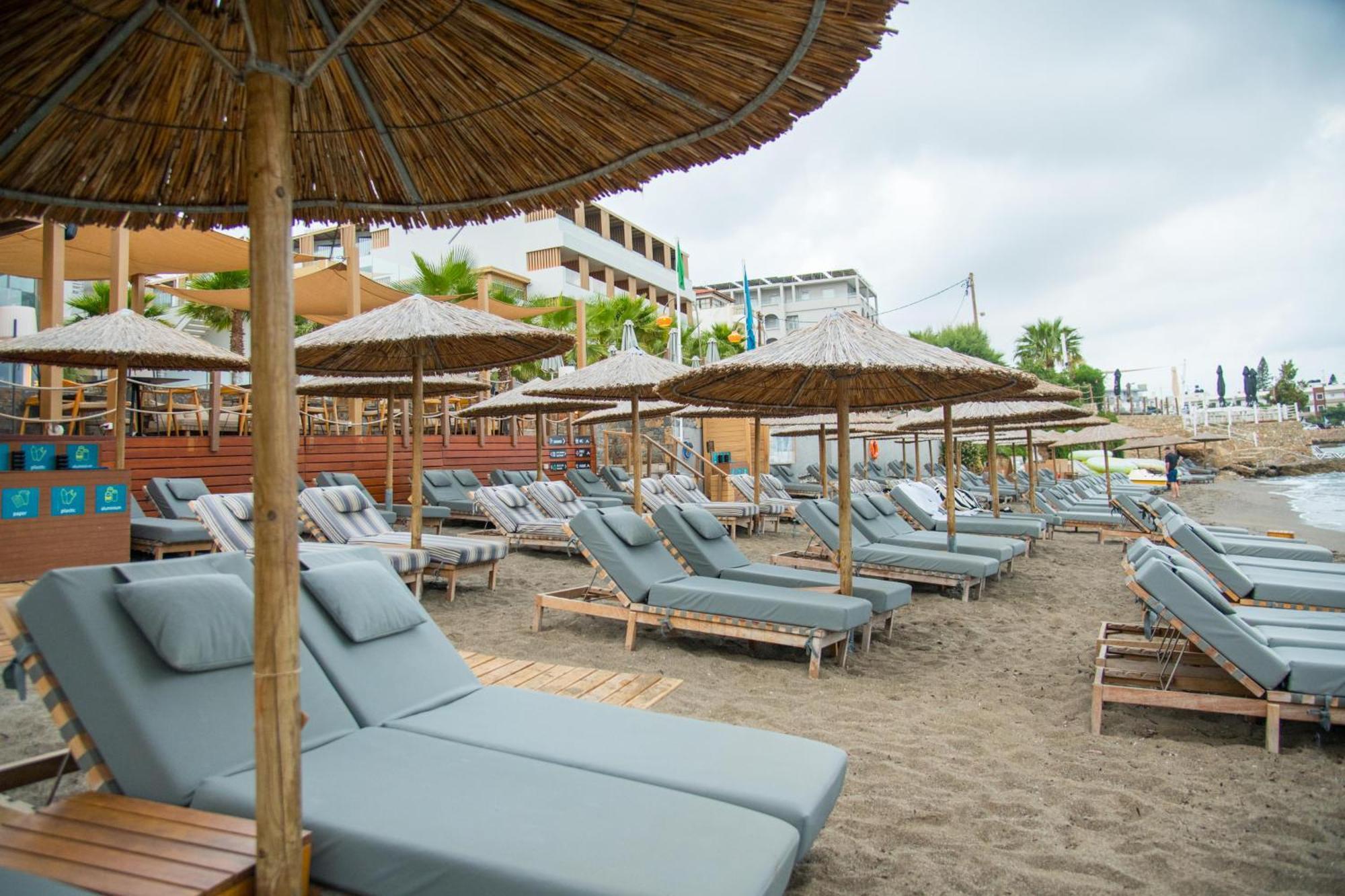 Akasha Beach Hotel & Spa Херсонисос Екстериор снимка